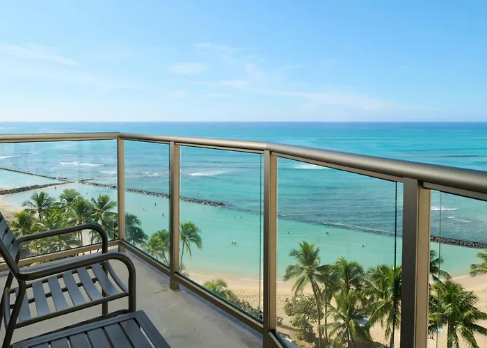 Waikiki Circle Hotel By Castle