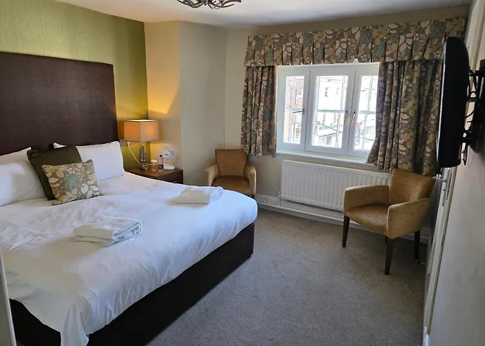 The Royal Oak Hotel, Welshpool - The Coaching Inn Group
