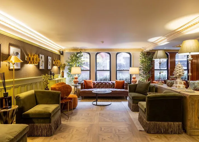 Mayfair House