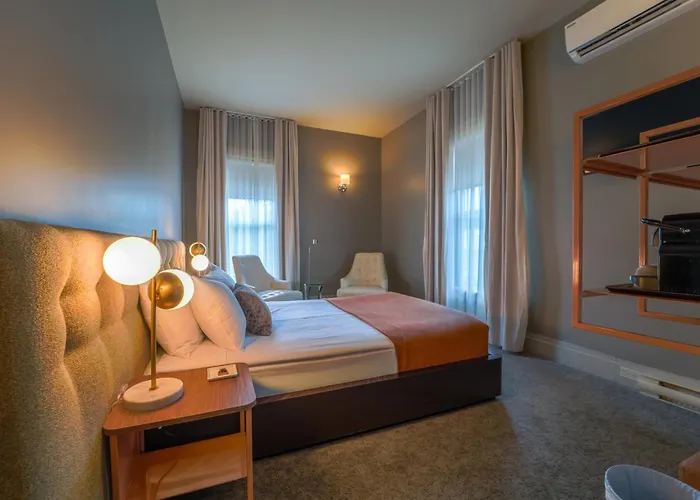 Le Pleasant Hotel