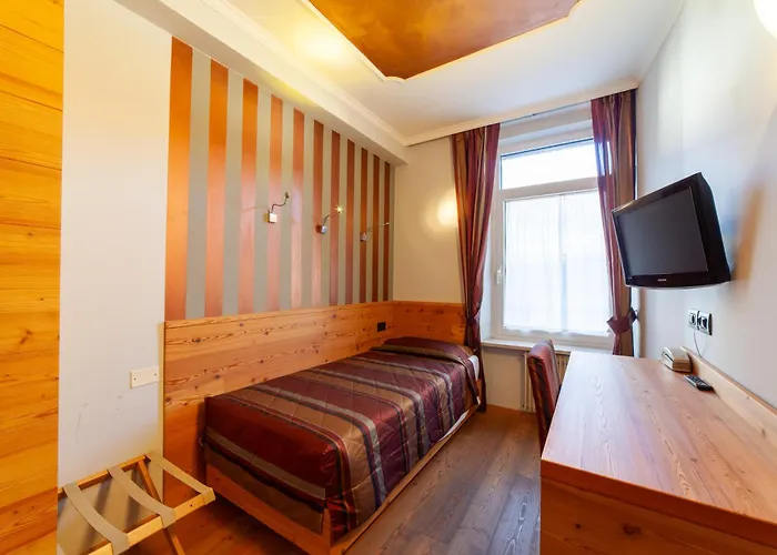 Hotel Cles