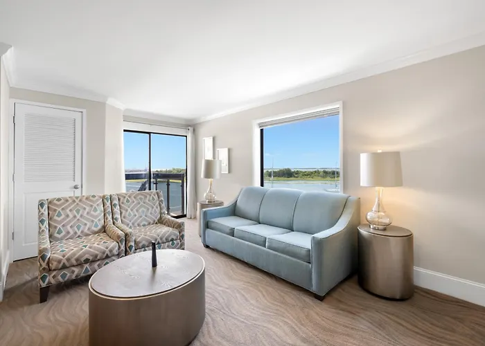 Bask Hotel At Big Rock Landing