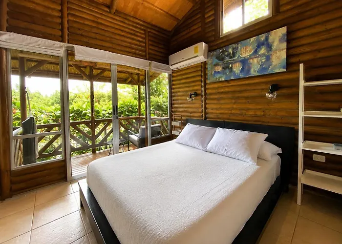 Horizon Hotel & Yoga Center