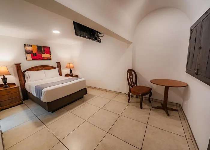 Hotel Cosmos Don Carlos