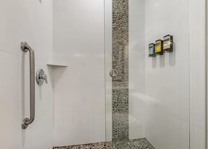 Best Western Plus Merritt Hotel