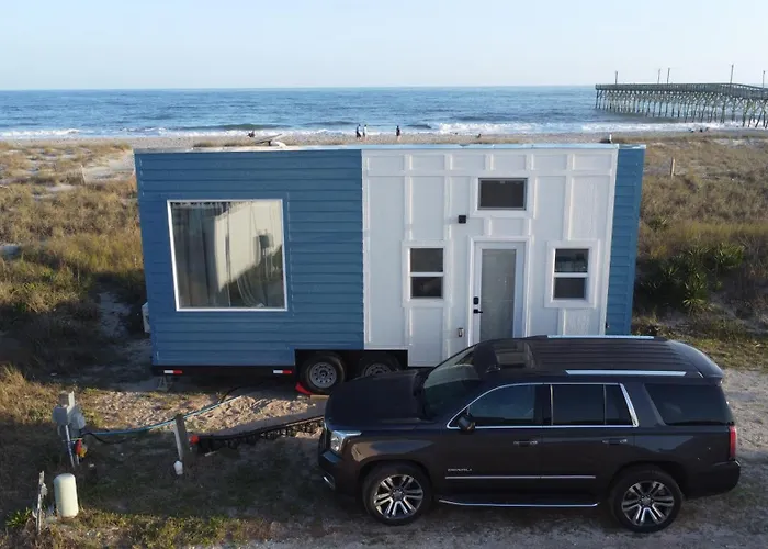 Oceanfront Tiny Retreat, Fall Package With 2 Bikes