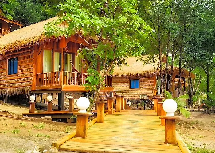 White Beach Bungalows At Koh Rong Island