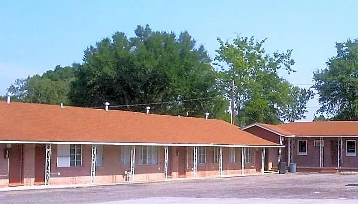 Crestview Inn
