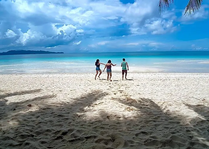 El Centro Beach Resort Boracay
