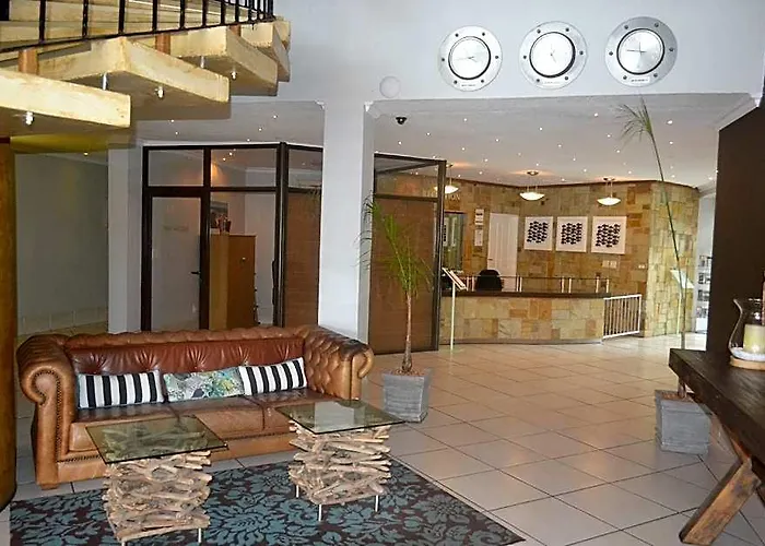 Riviera Hotel