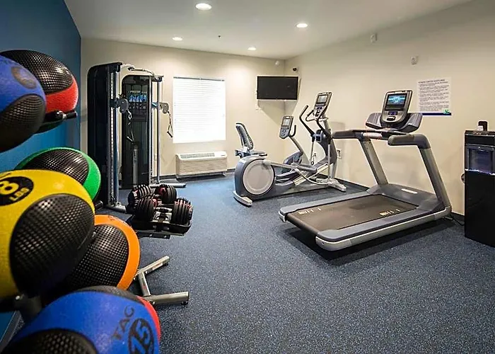 Uptown Suites Extended Stay Charlotte Nc - Concord