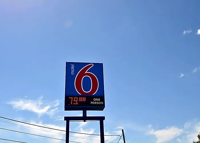 Motel 6-Danvers, Ma - Boston North