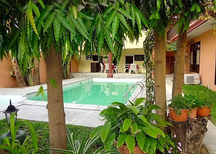 Roc Heights Lodge