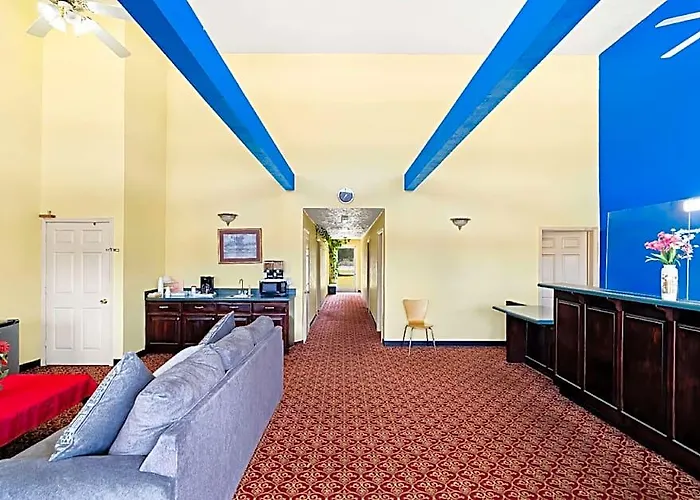 Americas Best Value Inn & Suites Mt. Pleasant