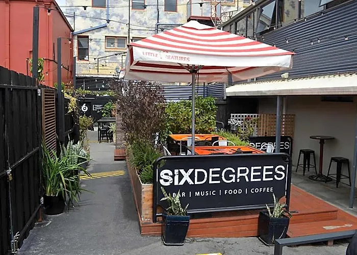 Six Degrees Boutique Hotel