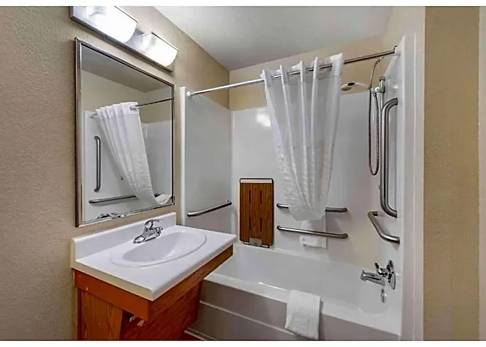 Studio 6 Extended Stay Birmingham Pelham Al