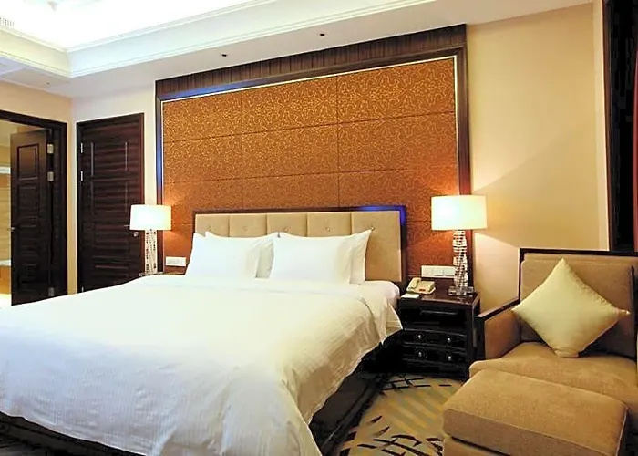 Howard Johnson Tongfang Plaza Zhuji
