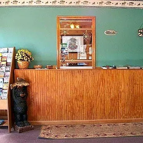 Mohican Little Brown Inn Loudonville