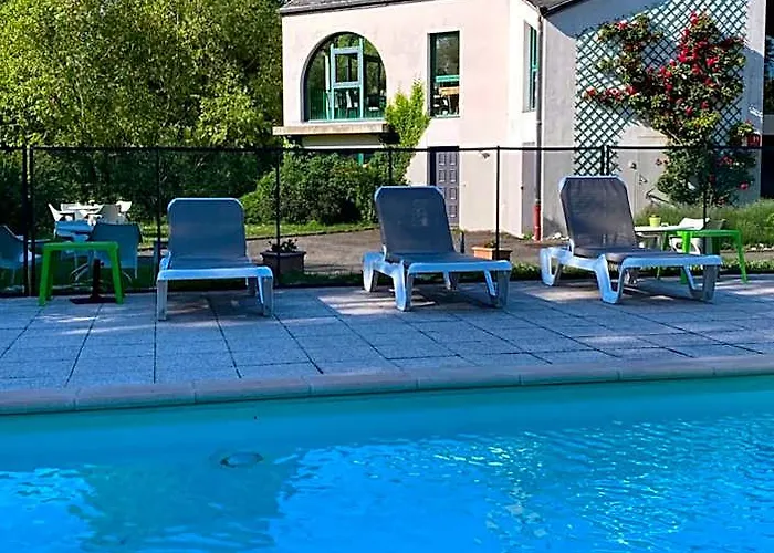 Golf Hotel Colvert - Piscine Exterieure Et Room Service