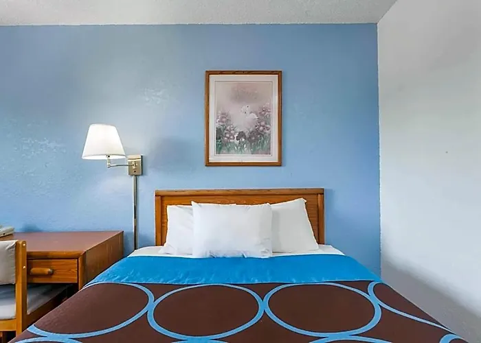 Super 8 By Wyndham Norwich