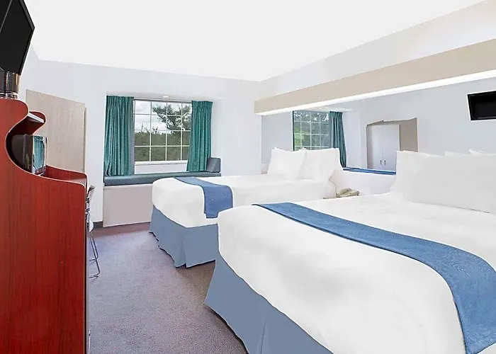 Microtel Inn & Suites By Wyndham Broken Bow
