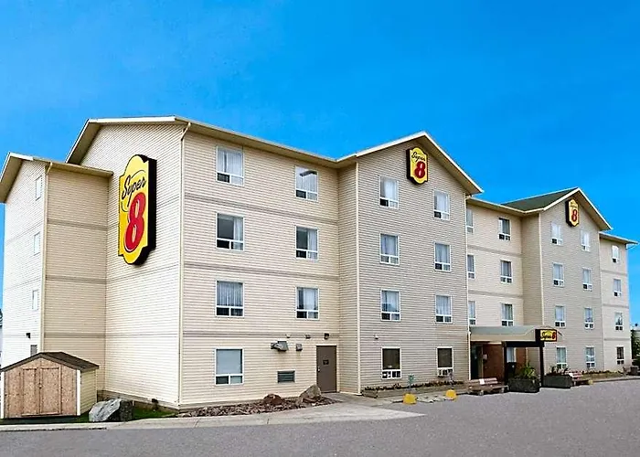 Super 8 By Wyndham Yellowknife