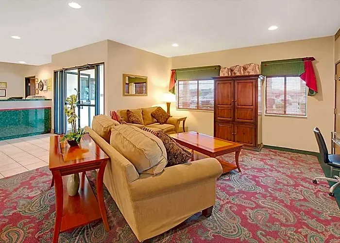 Super 8 By Wyndham Bonne Terre