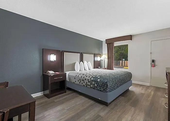 Days Inn Cheraw