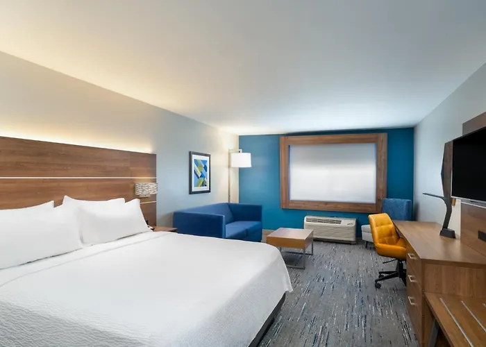 Holiday Inn Express & Suites - Lexington W - Versailles By Ihg