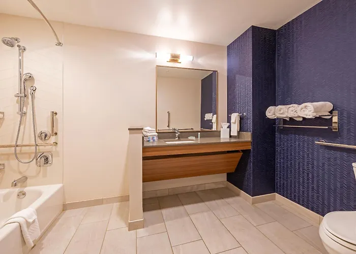 Fairfield Inn & Suites Winona