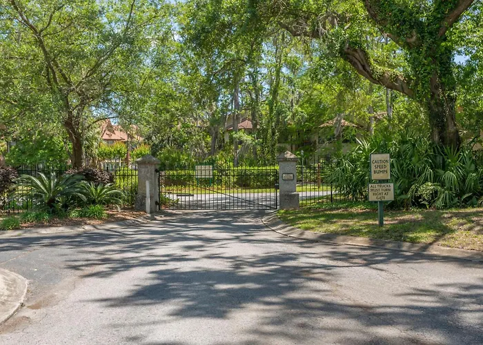 Harbour Oaks 606