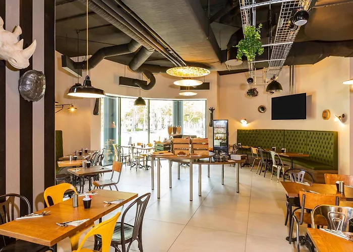 Ibis Styles Puteaux Paris La Defense
