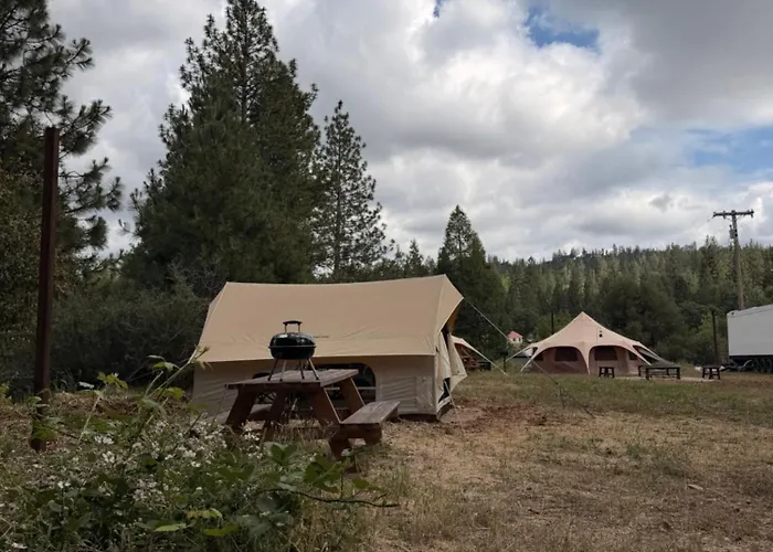 Yosemite Basecamp