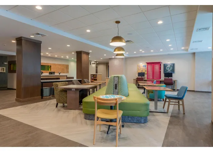 Home2 Suites By Hilton Raynham Taunton