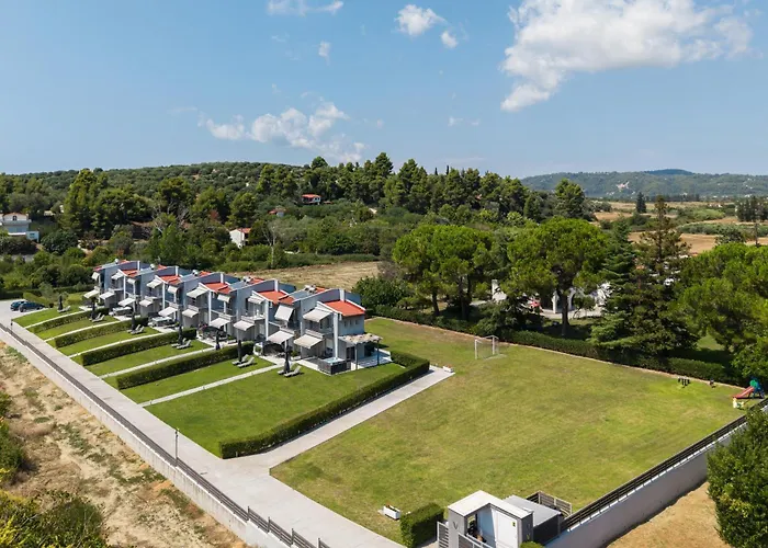 V Luxury Apartments Posidi