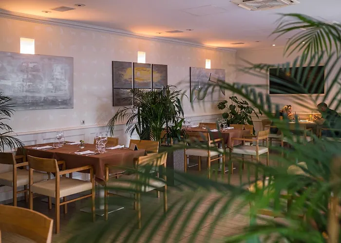 Kistuecsoek Food & Room
