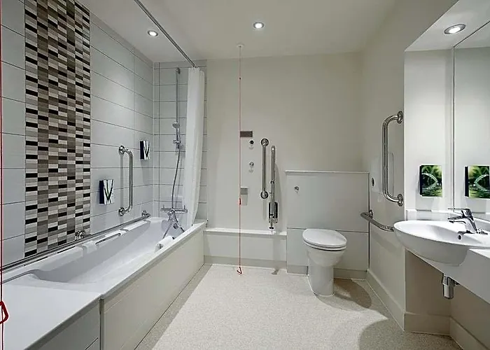 Premier Inn Northampton South - Wootton