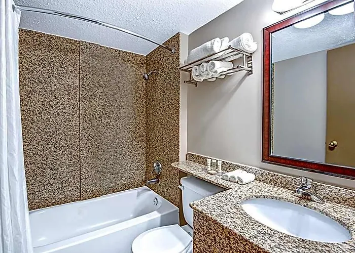 Red Maple Inn And Suites