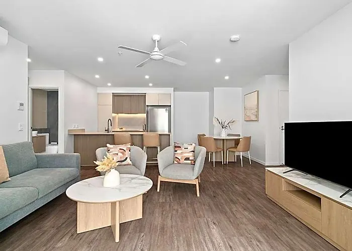 Lowanna Beach Resort Kawana