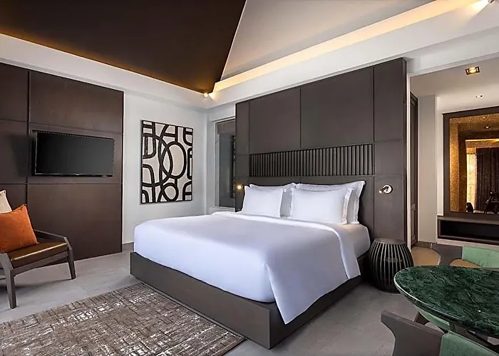 Quenzo Beach Resort