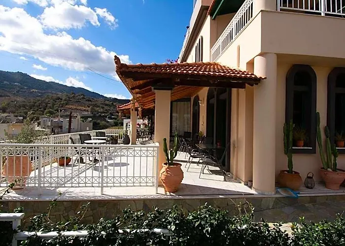 Aquarius Apartments "By Checkin"