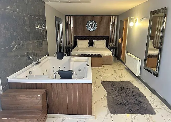 Mayd Hotel