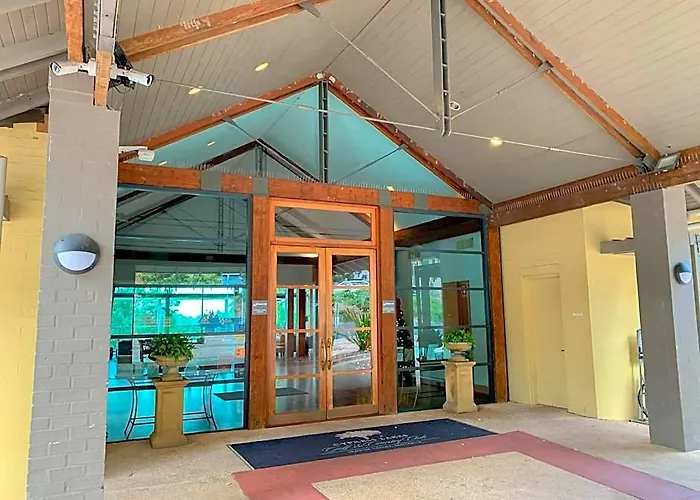 Villa Provincial - Cypress Lakes Private Villa