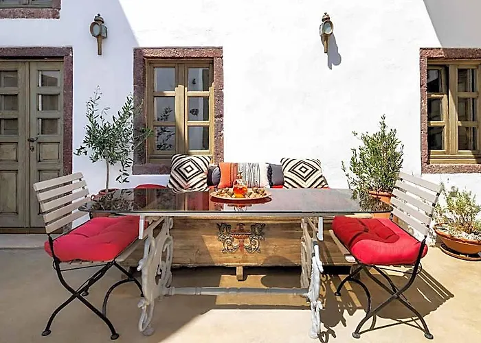 Santorini Vista Legacy Retreat - Live The History, Wake To The View