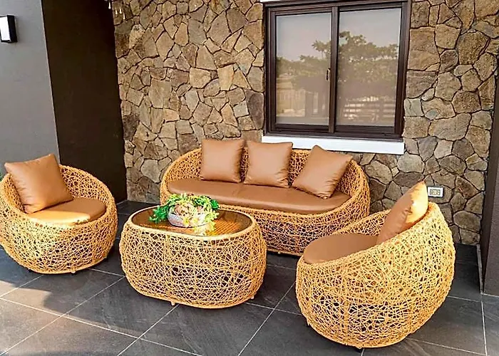 Villa Minerva Eco - Farm Resort Near Vigan