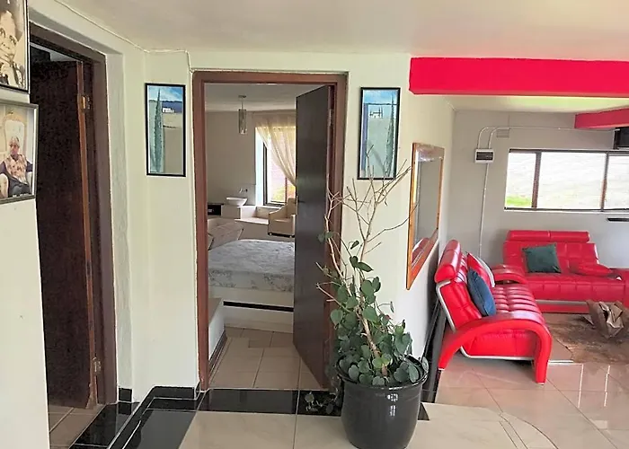 Ui Guesthouse