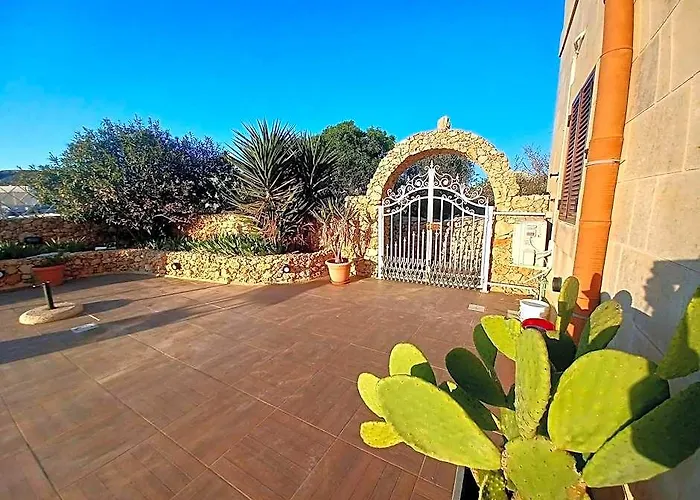 Country Views Villa Victoria