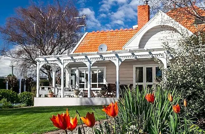 Anglesea House Inn