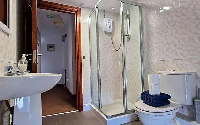 Sea View -Wendon- Top Floor - Pent House