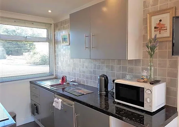 35 Sandown Bay